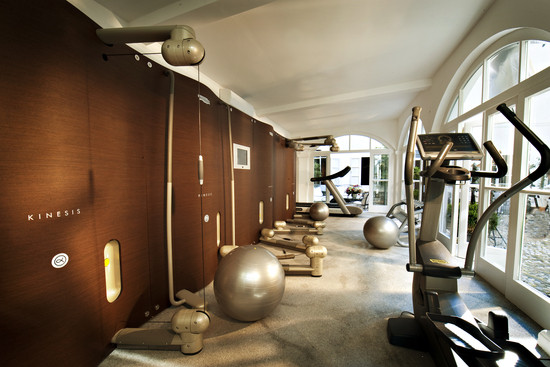 健身區(qū) 健身區(qū)