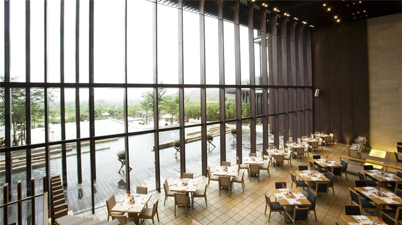 酒店局部餐廳空間設(shè)計(jì)實(shí)景圖