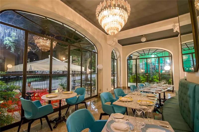 酒店餐廳設(shè)計(jì)實(shí)景圖