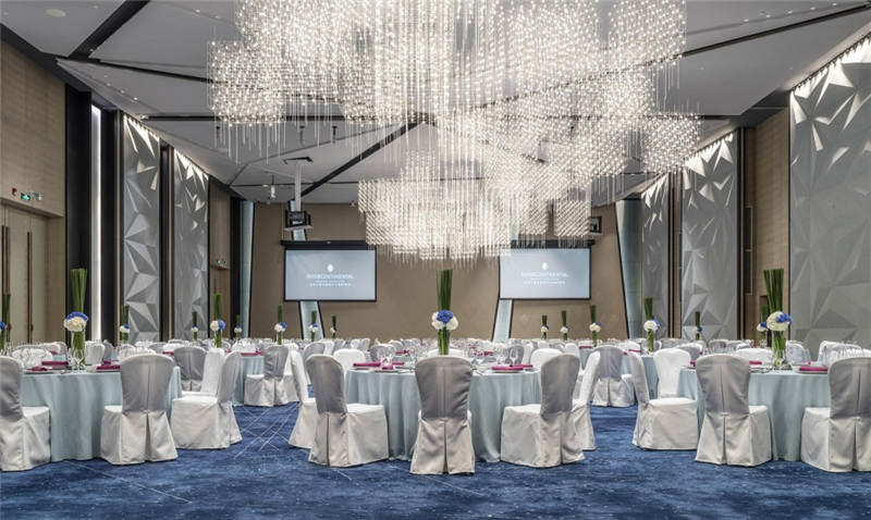 酒店宴會餐廳空間設(shè)計(jì)案例