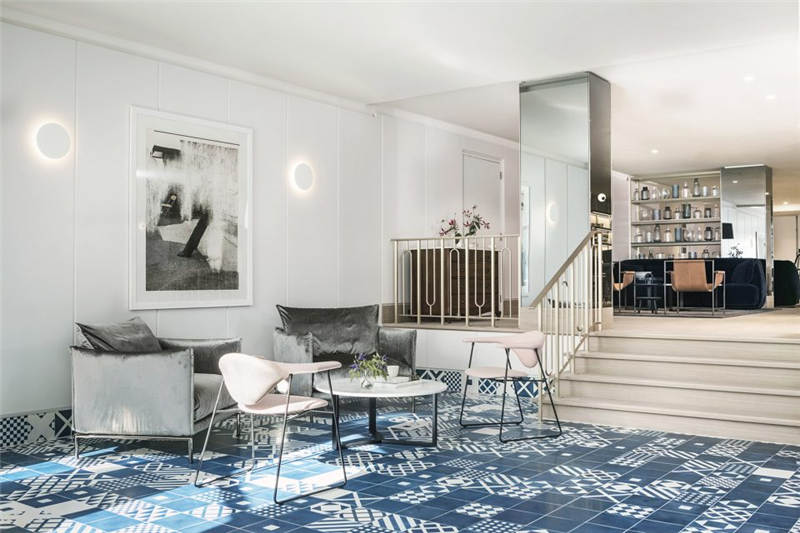 清淡優(yōu)雅的酒店大堂設(shè)計案例