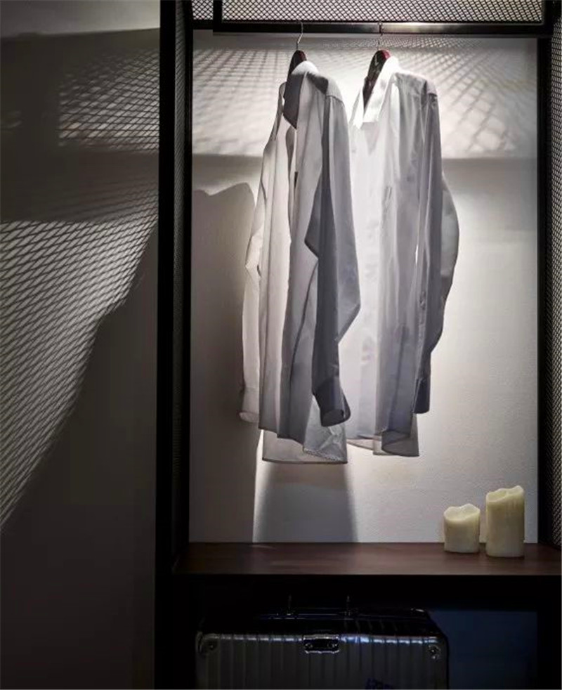 Light Hotel灰暗工業(yè)風(fēng)精品酒店設(shè)計說明