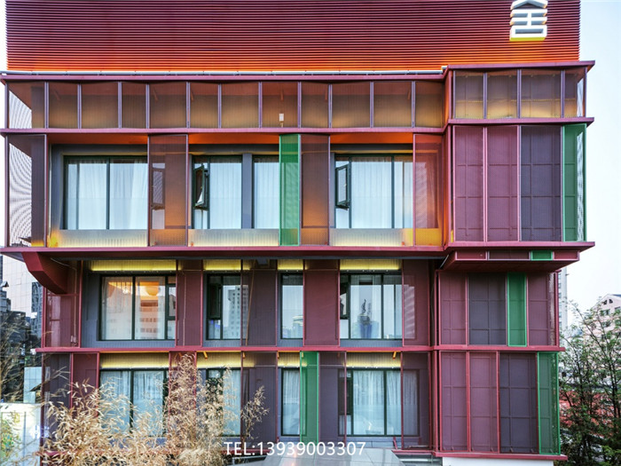 鬧中取靜的喜舍隱市精品酒店建筑外觀設(shè)計方案賞析 鬧中取靜的喜舍隱市精品酒店建筑外觀設(shè)計方案賞析