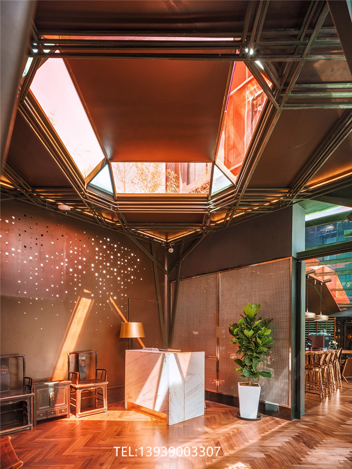 鬧中取靜的喜舍隱市精品酒店大堂設(shè)計方案賞析 鬧中取靜的喜舍隱市精品酒店大堂設(shè)計方案賞析