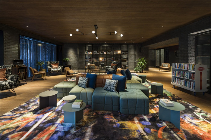 工業(yè)風(fēng)精品酒店大堂設(shè)計方案