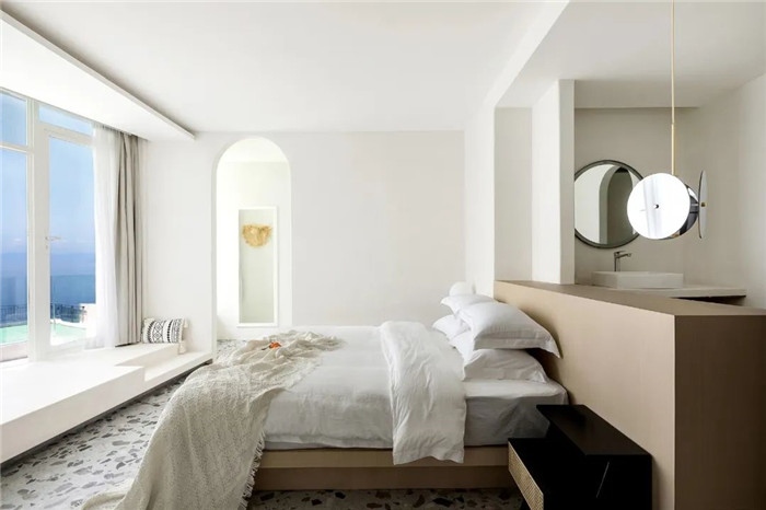 以希臘圣托里尼為主題的蜜悅度假酒店客房裝修設(shè)計(jì)實(shí)景圖 以希臘圣托里尼為主題的蜜悅度假酒店客房裝修設(shè)計(jì)實(shí)景圖