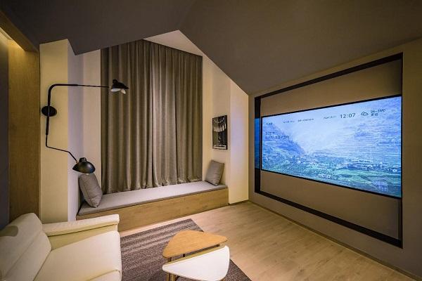 亞朵首家新知社區(qū)中心酒店——愛琴海亞朵S酒店影音主題客房設計