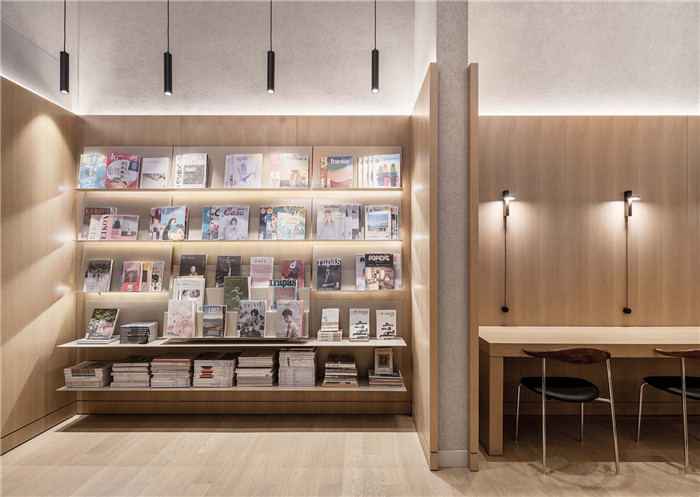 酒店書吧設(shè)計-念念行旅  一個主打閱讀的小型精品酒店設(shè)計案例