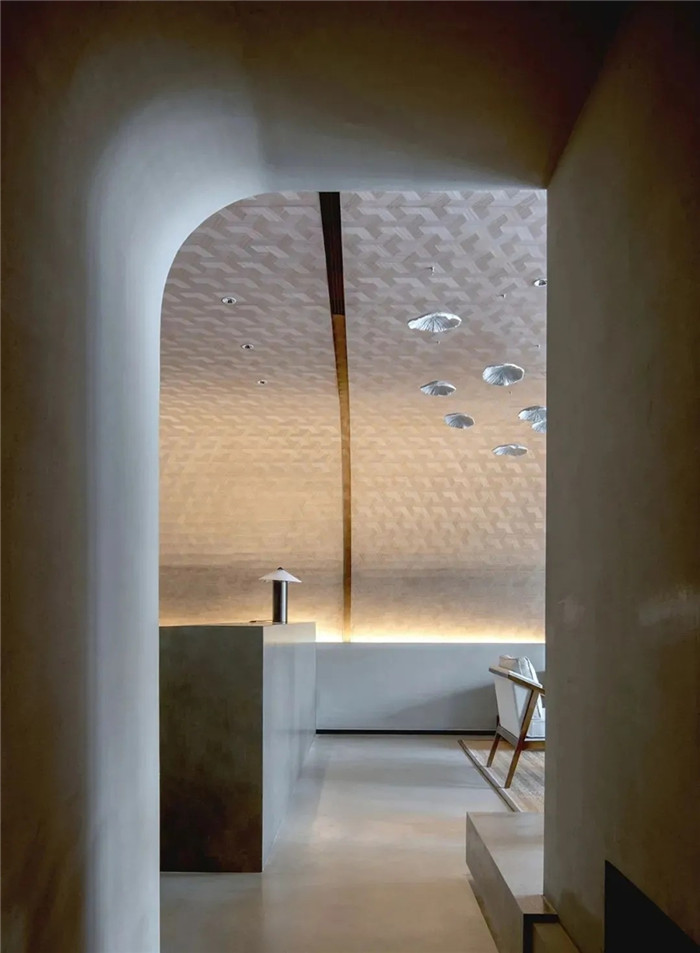 云南3000平度假酒店翻新改造設(shè)計(jì)案例 邂逅簡(jiǎn)約之美 云南3000平度假酒店翻新改造設(shè)計(jì)案例 邂逅簡(jiǎn)約之美