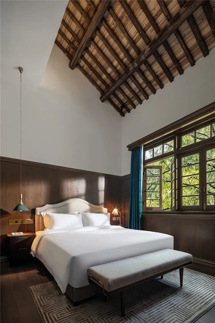 酒店客房設(shè)計(jì)-集書店、咖啡、美術(shù)館于一體的精品酒店設(shè)計(jì)方案