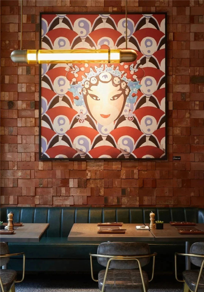 國潮風餐廳設(shè)計-復古與新潮混搭風武漢網(wǎng)紅精品酒店改造設(shè)計案例