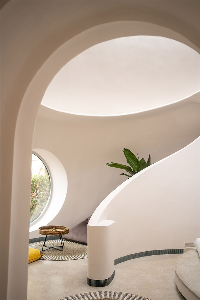 酒店客房設(shè)計-隱秘而輕松的野界小型度假村酒店設(shè)計案例