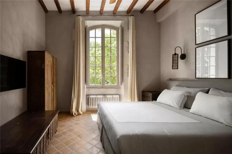 1622034172普羅旺斯百年改造精品酒店設(shè)計(jì)賞析419990.jpg 1622034172普羅旺斯百年改造精品酒店設(shè)計(jì)賞析419990.jpg