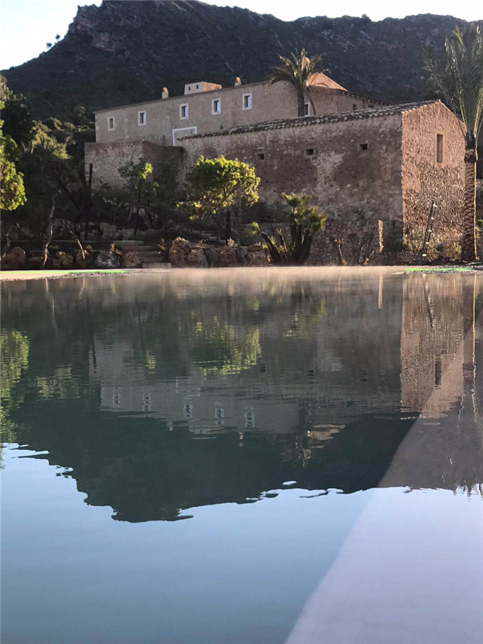 建筑師開的民宿 國外野奢型原生態(tài)民宿設(shè)計(jì) 建筑師開的民宿 國外野奢型原生態(tài)民宿設(shè)計(jì)
