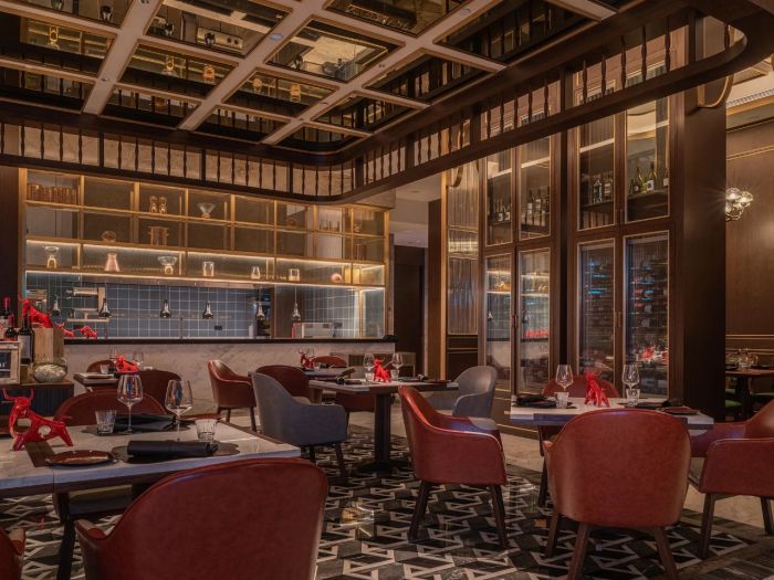 新五星級(jí)酒店設(shè)計(jì) 佛山新城保利洲際酒店酒吧設(shè)計(jì)賞析 新五星級(jí)酒店設(shè)計(jì) 佛山新城保利洲際酒店酒吧設(shè)計(jì)賞析