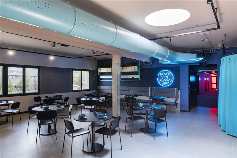 時尚工業(yè)風STAY HOTEL精品商務酒店改造設計說明