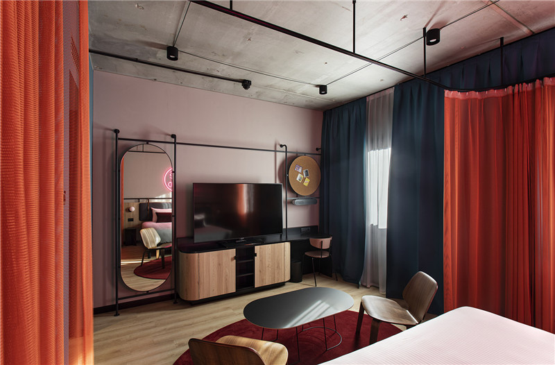 時尚工業(yè)風STAY HOTEL精品商務酒店改造設計說明