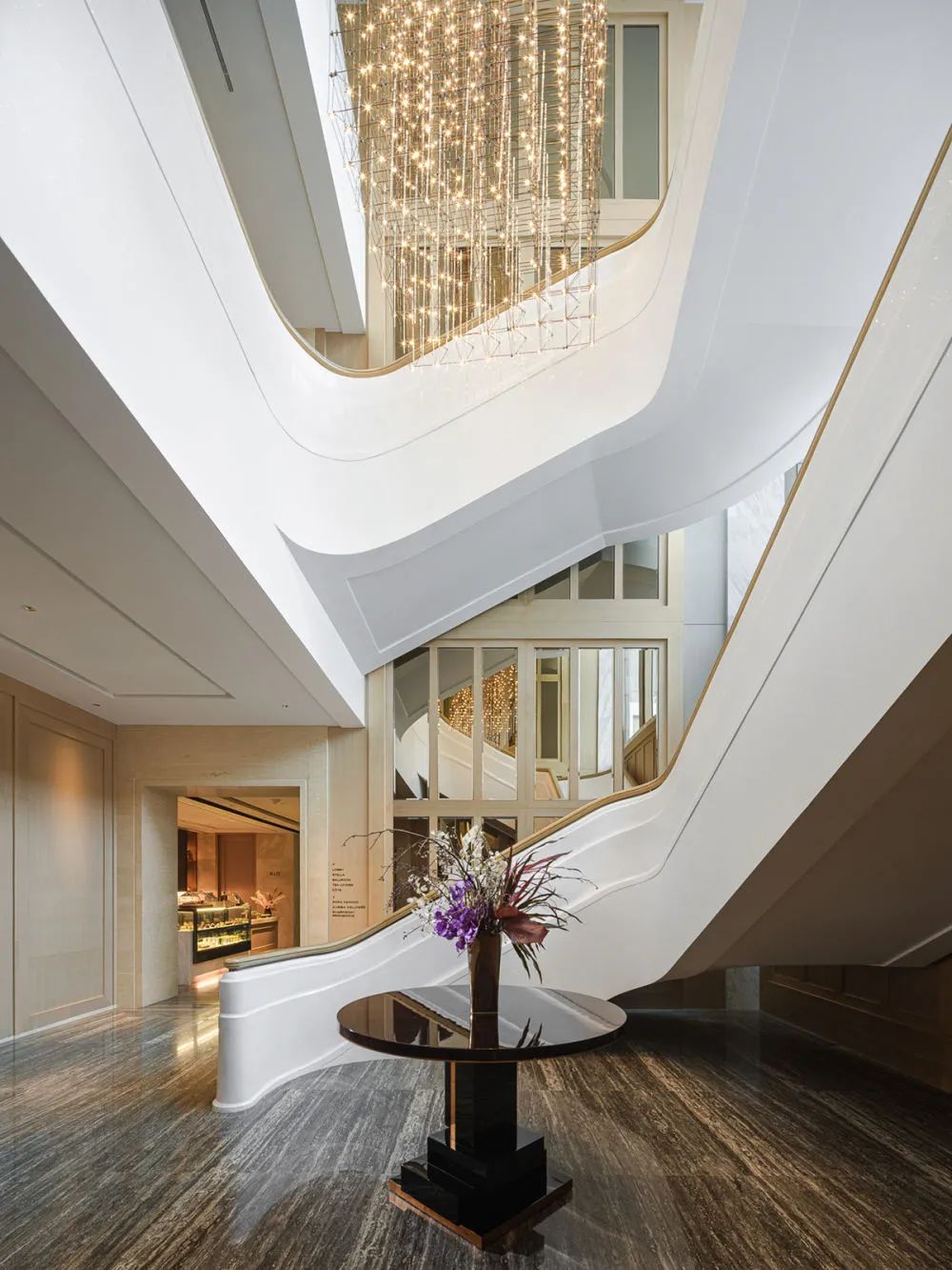 優(yōu)雅奢華的曼谷嘉佩樂(lè)城市度假酒店設(shè)計(jì)方案賞析