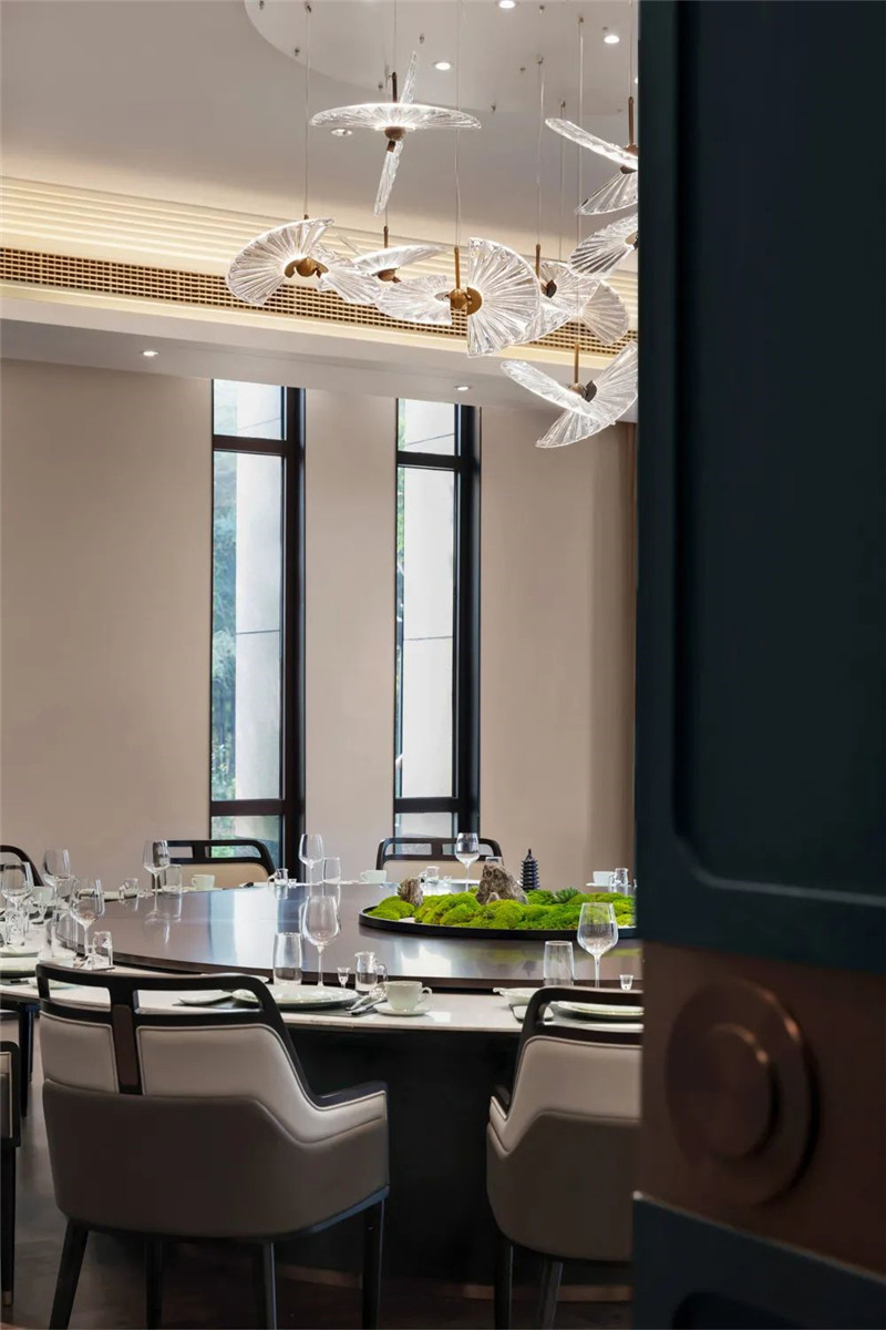 餐廳包房設(shè)計-濰坊桂水逸扉新中式五星級酒店設(shè)計案例