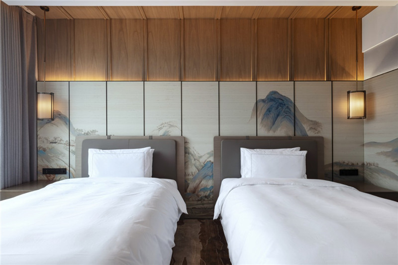 標(biāo)準(zhǔn)客房設(shè)計-濰坊桂水逸扉新中式五星級酒店設(shè)計案例