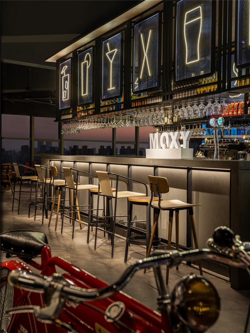 上海最新MOXY個性工業(yè)風潮牌酒店設計賞析 上海最新MOXY個性工業(yè)風潮牌酒店設計賞析