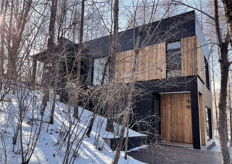 不乏生活寒地森林樹屋度假民宿設(shè)計(jì)案例 不乏生活寒地森林樹屋度假民宿設(shè)計(jì)案例