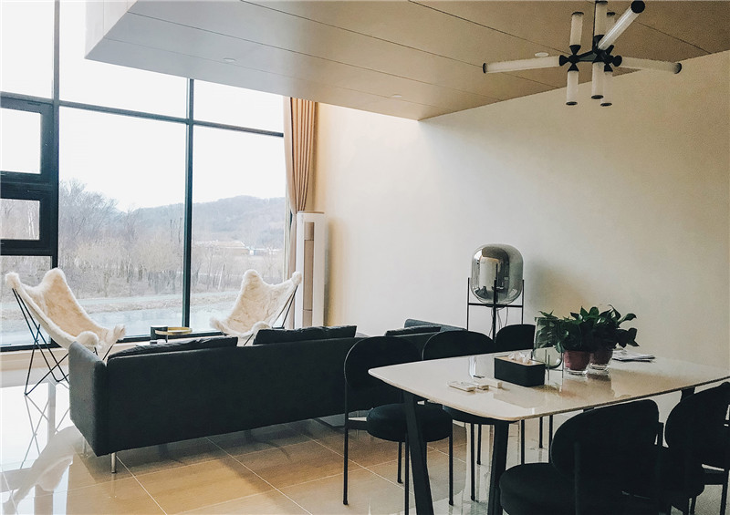 不乏生活寒地森林樹屋度假民宿設(shè)計(jì)案例 不乏生活寒地森林樹屋度假民宿設(shè)計(jì)案例