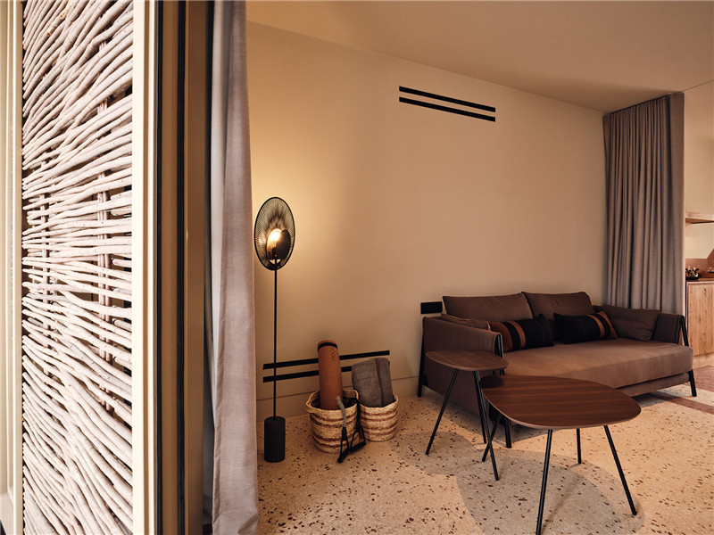 希臘圣托里尼Noūs極簡風(fēng)度假酒店民宿設(shè)計賞析