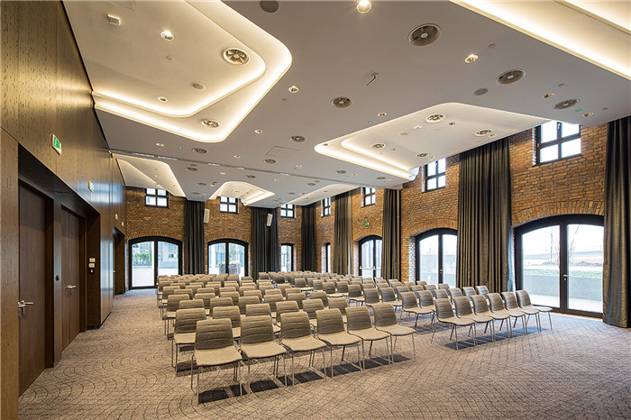 國(guó)外老磨坊精致工業(yè)風(fēng)酒店翻新改造設(shè)計(jì)方案 國(guó)外老磨坊精致工業(yè)風(fēng)酒店翻新改造設(shè)計(jì)方案