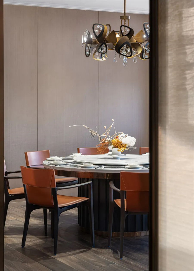 以珠寶為主題的眾恒隆國際酒店設(shè)計(jì)賞析