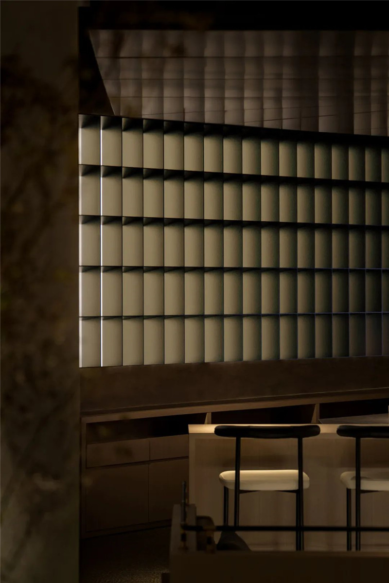 極簡風成都簡陽亞啡精品商務(wù)酒店設(shè)計案例