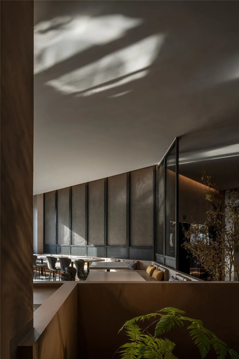 極簡風成都簡陽亞啡精品商務(wù)酒店設(shè)計案例