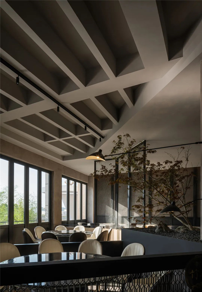 極簡風成都簡陽亞啡精品商務(wù)酒店設(shè)計案例