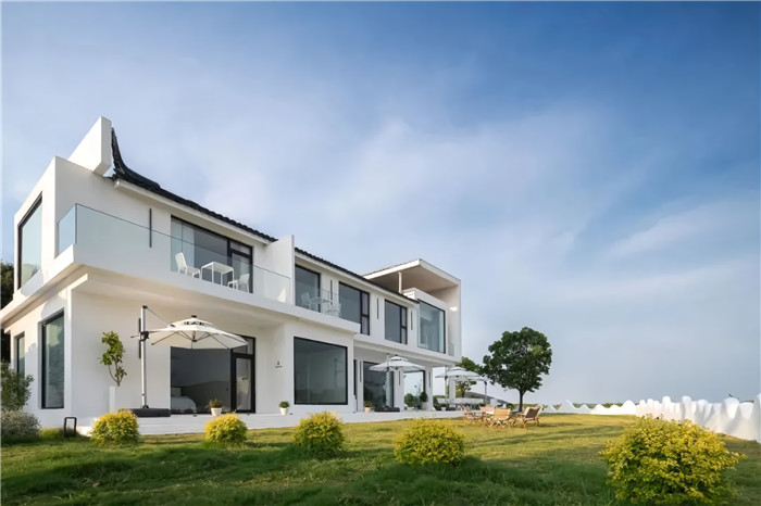 10間房的白色極簡風(fēng)漫心島民宿設(shè)計(jì)案例