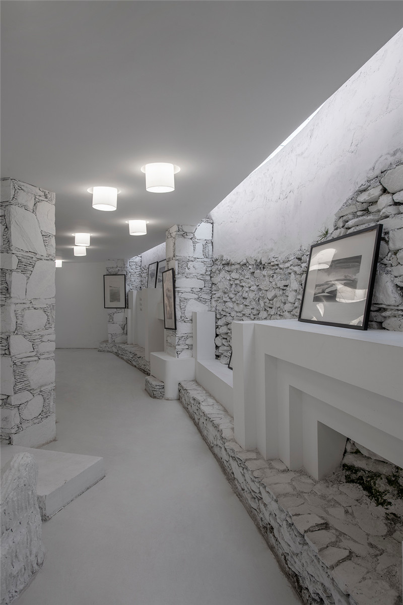 四川康定RGB特色野奢溫泉民宿改造設(shè)計