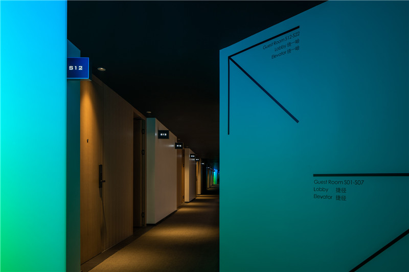 成都SFEEL設(shè)計(jì)師酒店太古里紀(jì)念店設(shè)計(jì)