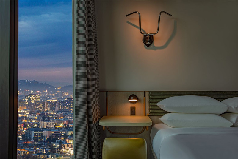 年輕時(shí)尚的沙漠主題洛杉磯Moxy酒店設(shè)計(jì) 年輕時(shí)尚的沙漠主題洛杉磯Moxy酒店設(shè)計(jì)