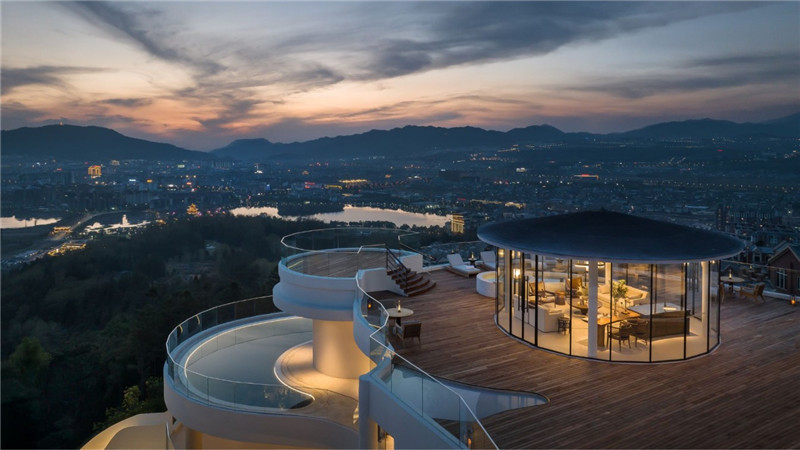 聯(lián)排別墅改造民宿 月泊半山溫泉民宿酒店設(shè)計(jì) 聯(lián)排別墅改造民宿 月泊半山溫泉民宿酒店設(shè)計(jì)