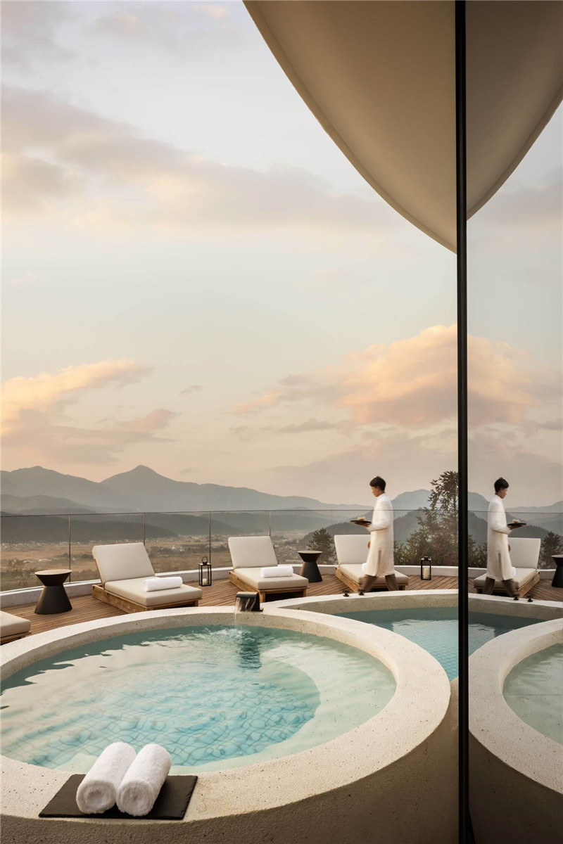 聯(lián)排別墅改造民宿 月泊半山溫泉民宿酒店設(shè)計(jì) 聯(lián)排別墅改造民宿 月泊半山溫泉民宿酒店設(shè)計(jì)