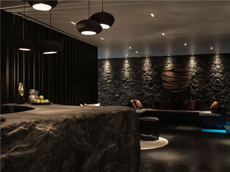 以自然為媒  希臘巖漿度假酒店及水療中心設計