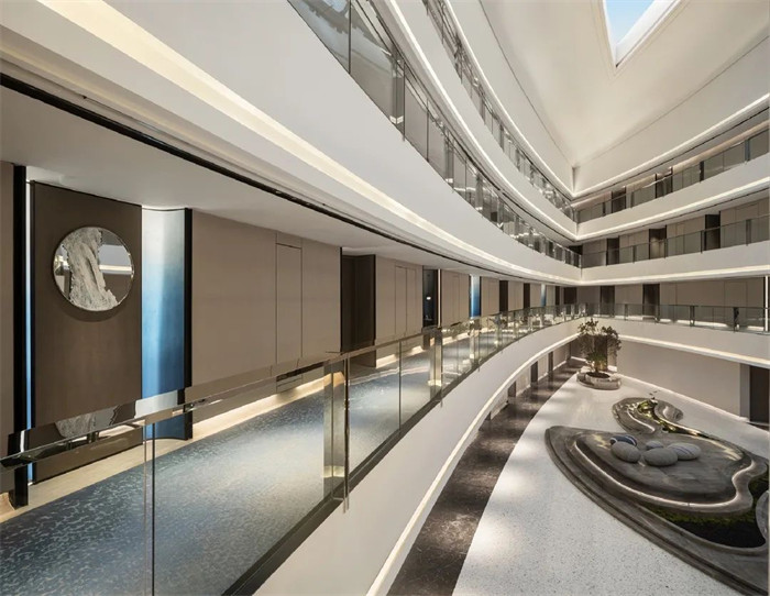 以海島為主題的上海滴水湖洲際豪華度假酒店設(shè)計