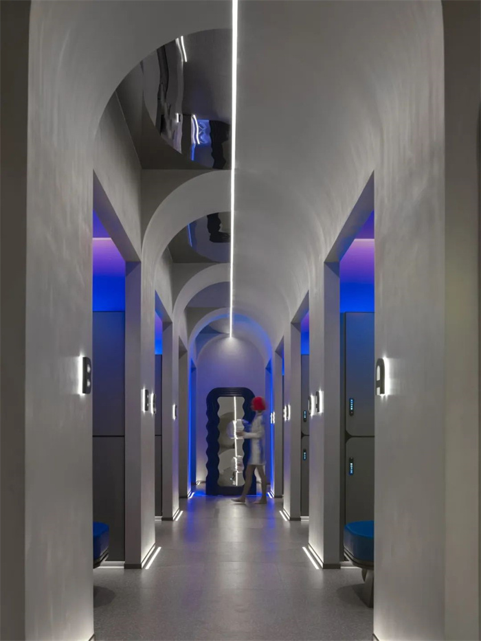 迎合年輕人的太空宇宙未來湯泉生活館設(shè)計案例