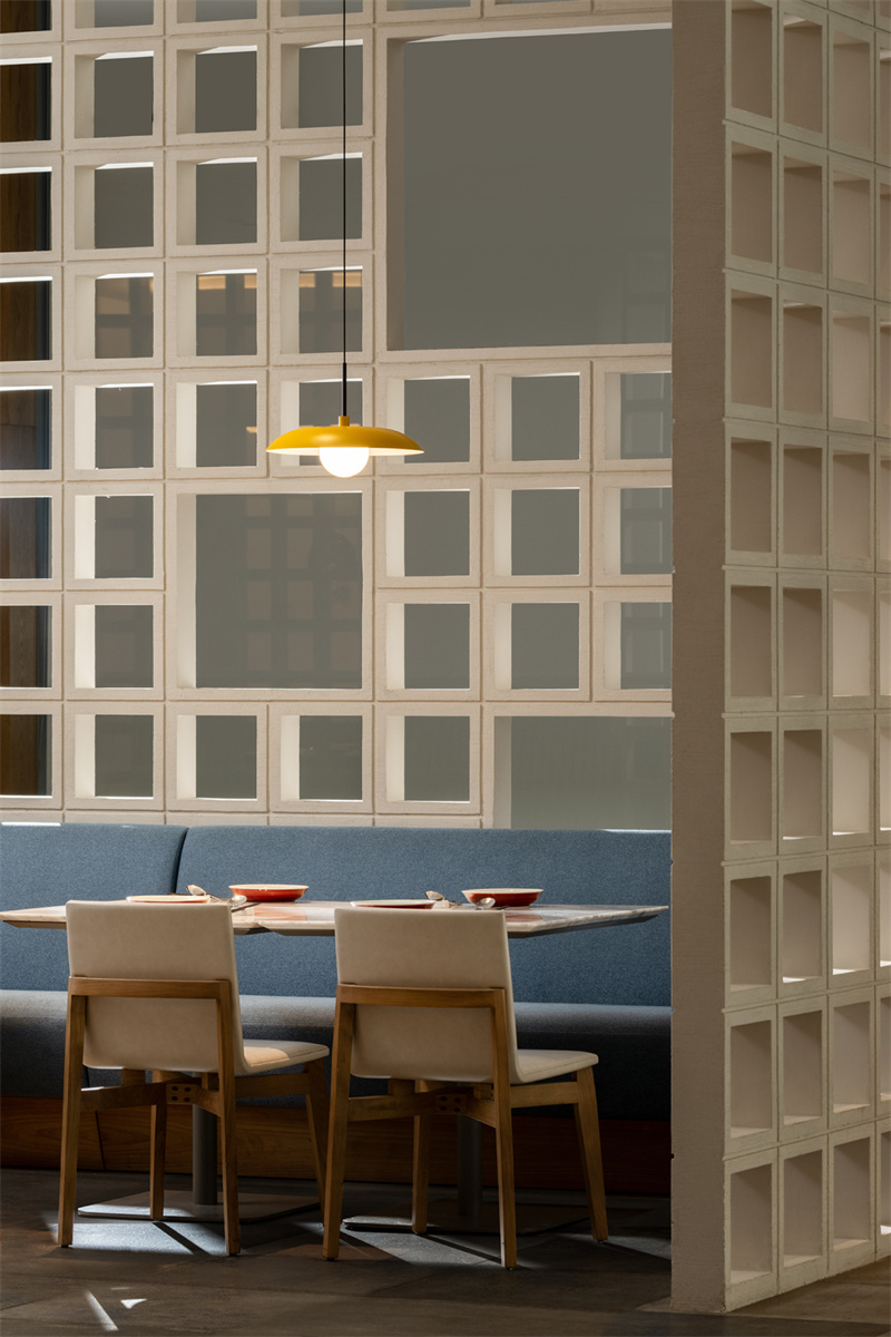 河南鄭州中牟建業(yè)只有·劇場(chǎng)酒店設(shè)計(jì)案例