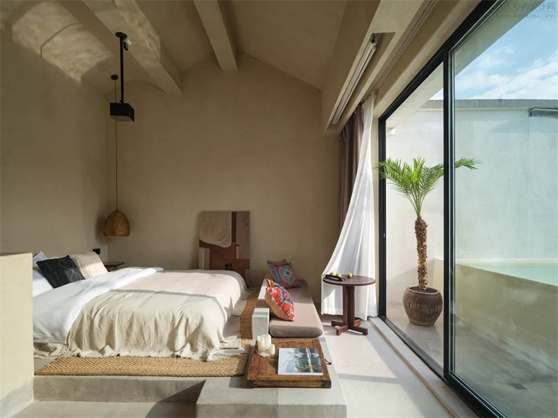 別墅改民宿  二更侘寂野奢度假民宿酒店設(shè)計