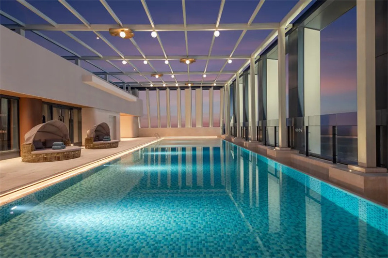 以江南水城為靈感的無錫太湖新城英迪格酒店設(shè)計